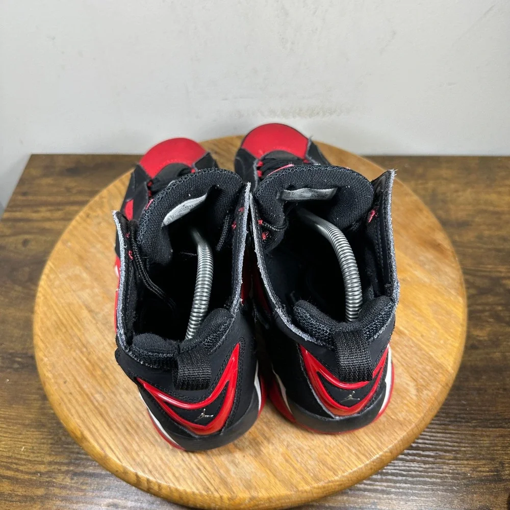 Jordan True Flight Red Black Basketball Shoes Mens Size 8.5 Sneakers CU4933-001